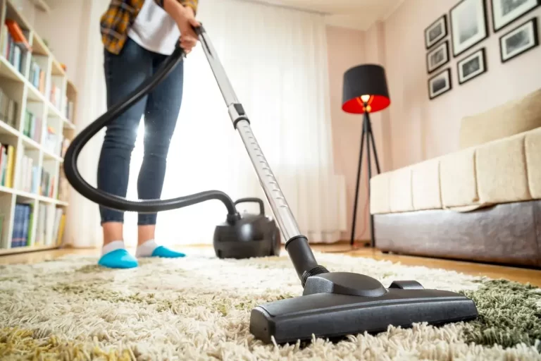 Supporting Independent Living: Essential Household Support and Professional Housekeeping for Seniors in Wolverhampton