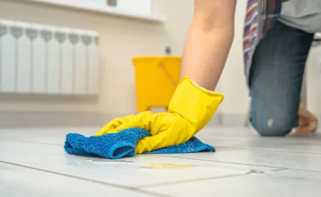 Light-Commercial-Cleaning-in-Chorley-and-Wigan (1)