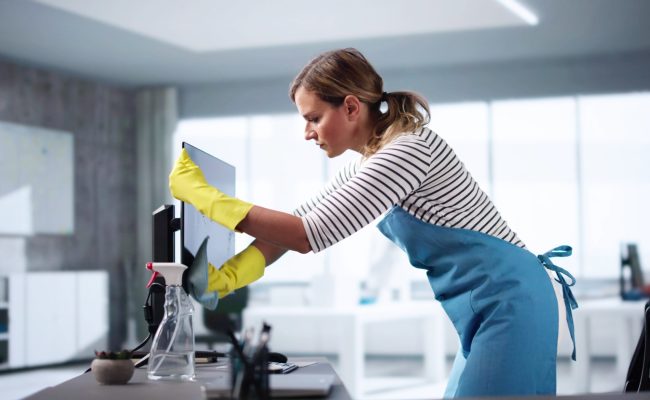 Cleaning,Office,Desk,And,Computer,Screen.,Cleaner,Job